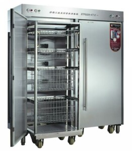 �׃��@�N�߲;������ƶ�